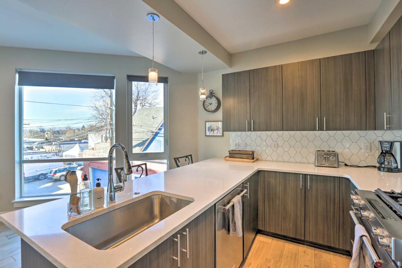Denver Townhome With Rooftop Deck Walk To Mile High DEN Exterior photo