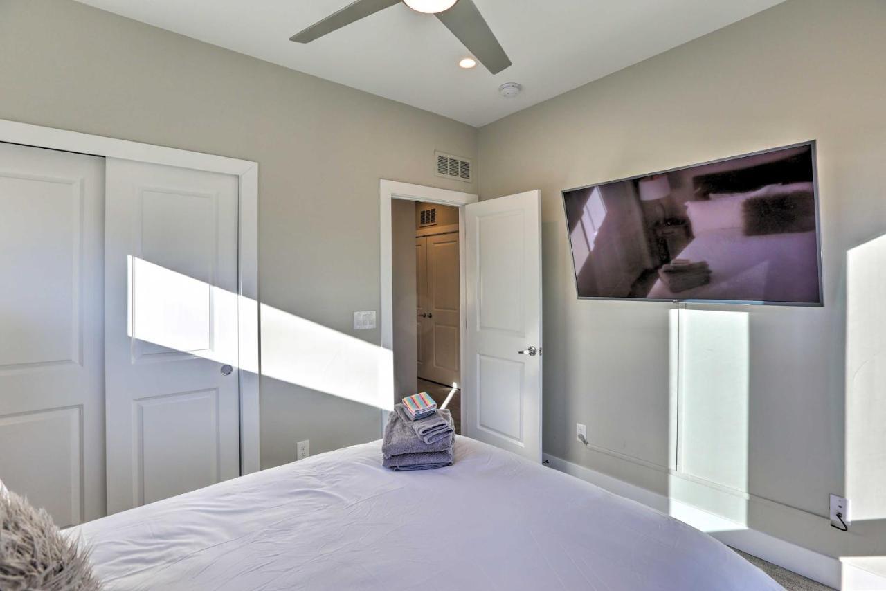 Denver Townhome With Rooftop Deck Walk To Mile High DEN Exterior photo